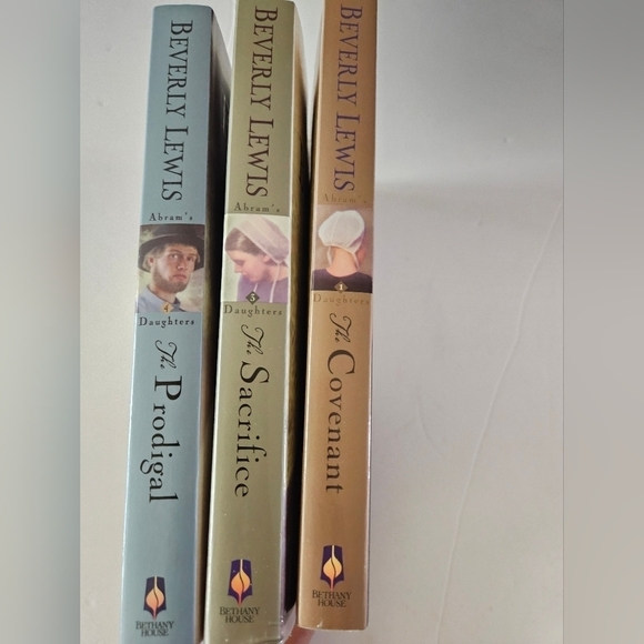 Beverly Lewis Books Bundle of 3. The Covenant. The Prodigal. The Sacrifice - Picture 5 of 10
